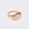 Bague cachet en métal, dorée