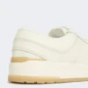 Baskets basses en cuir vieilli, blanches