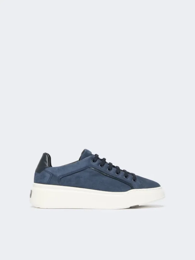 Baskets en daim, bleu outremer Baskets en daim, bleu outremer