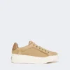 Baskets en daim, couleur sable Baskets en daim, couleur sable