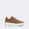 Baskets en daim et tissu teddy, couleur noisette Baskets en daim et tissu teddy, couleur noisette
