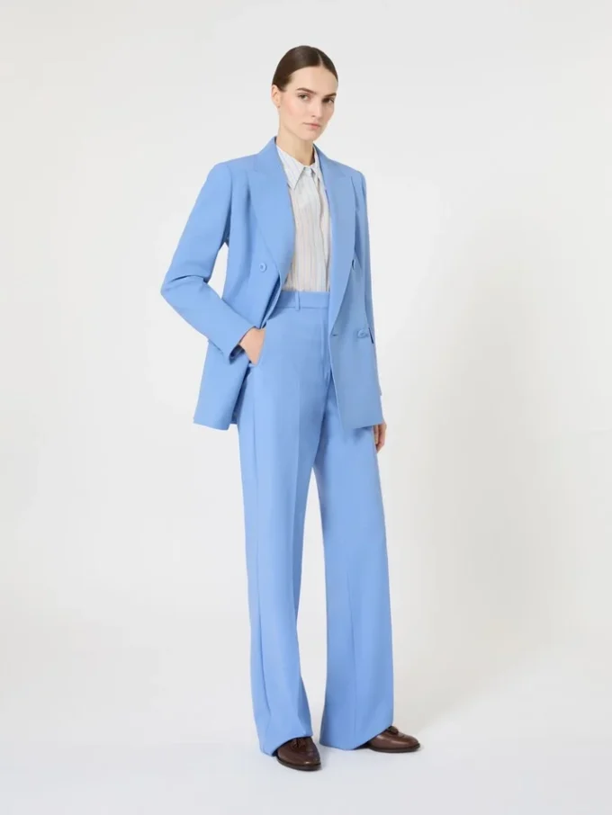 Blazer ajusté en crêpe de laine, bleu clair Blazer ajusté en crêpe de laine, bleu clair