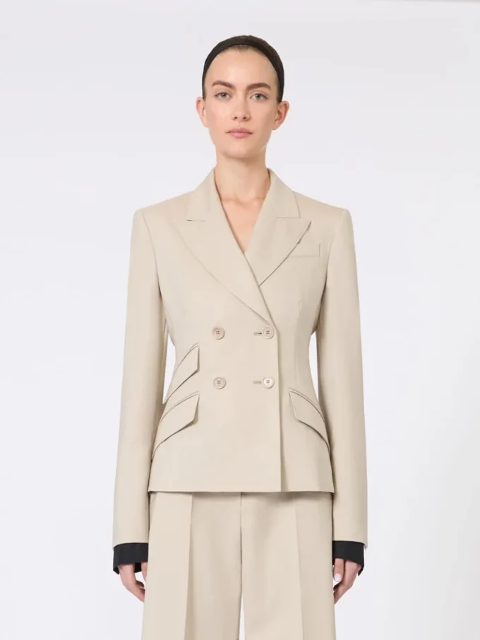 Blazer croisé en laine, mohair et soie, couleur sable Blazer croisé en laine, mohair et soie, couleur sable