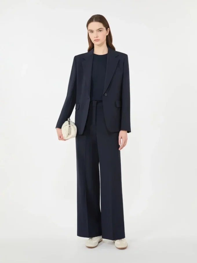 Blazer en laine stretch, bleu marine Blazer en laine stretch, bleu marine