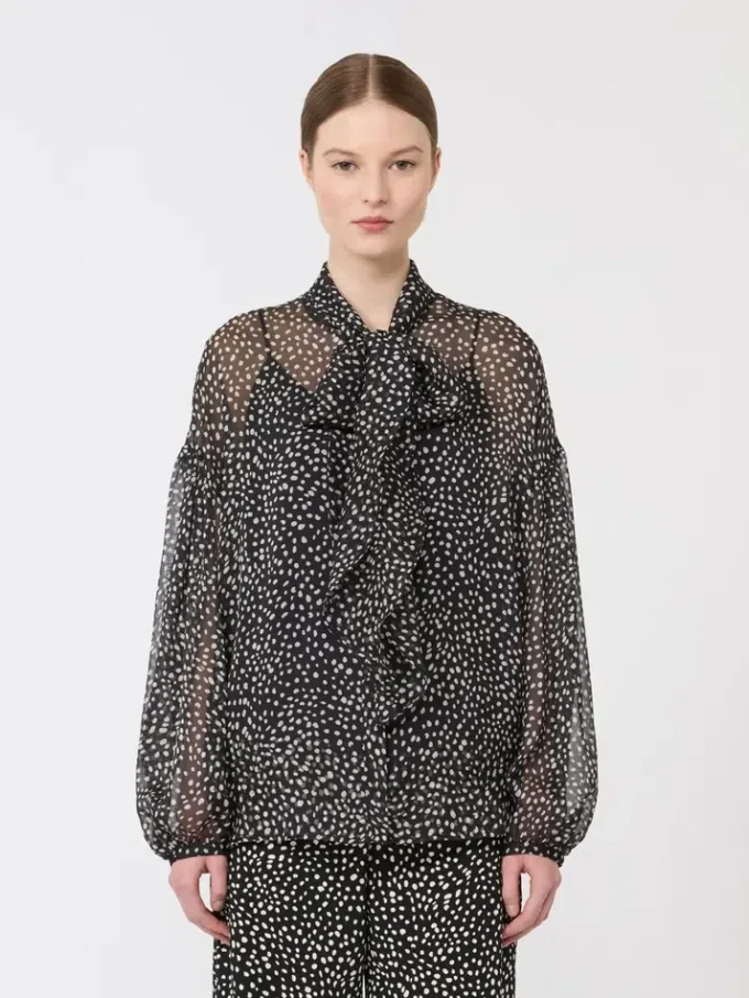 Blouse en mousseline imprimée, noire Blouse en mousseline imprimée, noire