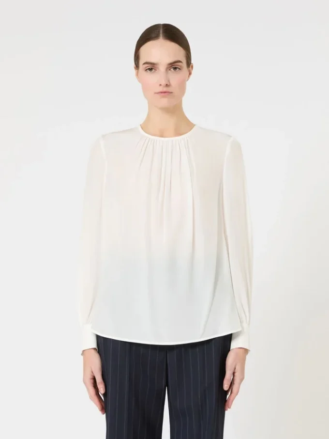 Blouse en soie à col rond, soie Blouse en soie à col rond, soie