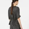Blouse en soie imprimée, noir et blanc Blouse en soie imprimée, noir et blanc