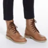 Bottes de combat en cuir, marron noisette