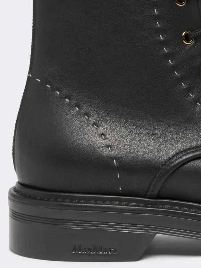 Bottes militaires en cuir, noires Bottes militaires en cuir, noires