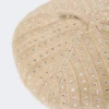 Béret en cachemire orné de strass, couleur sable Béret en cachemire orné de strass, couleur sable