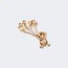 Broche en métal avec strass,