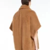 Cape en tissu Teddy, couleur camel Cape en tissu Teddy, couleur camel