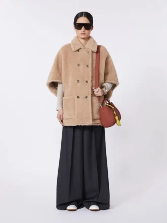Cape en tissu teddy d&rsquo;alpaga et de cachemire, beige