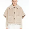 Cape en tissu teddy d’alpaga et de laine, beige Cape en tissu teddy d’alpaga et de laine, beige