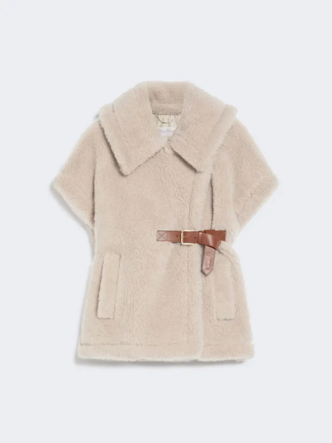 Cape en tissu teddy d’alpaga et de laine, beige Cape en tissu teddy d’alpaga et de laine, beige