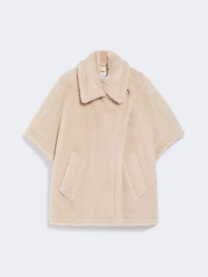 Cape en tissu teddy d’alpaga et de laine, beige Cape en tissu teddy d’alpaga et de laine, beige