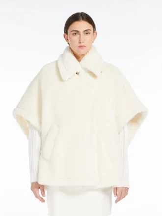 Cape en tissu teddy d&rsquo;alpaga et de laine, blanc optique