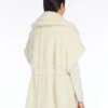 Cape en tissu teddy d’alpaga et de laine, blanc optique Cape en tissu teddy d’alpaga et de laine, blanc optique