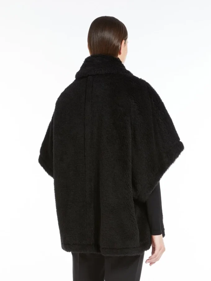Cape en tissu teddy d’alpaga et de laine, noir Cape en tissu teddy d’alpaga et de laine, noir