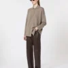 Cardigan en laine et cachemire, couleur tourterelle Cardigan en laine et cachemire, couleur tourterelle