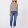 Cardigan en laine et cachemire, couleur tourterelle Cardigan en laine et cachemire, couleur tourterelle