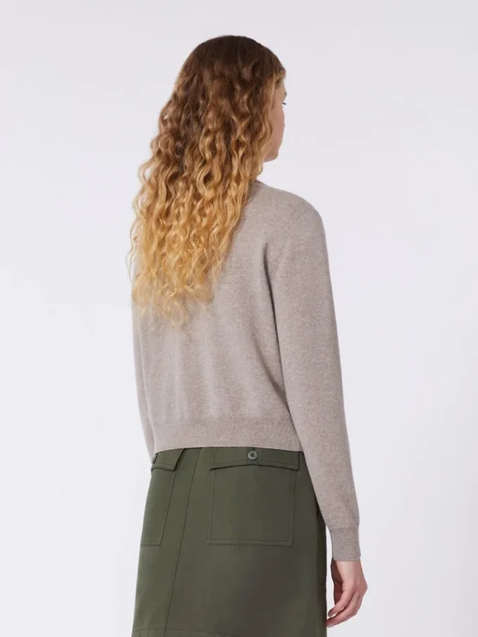 Cardigan en laine et cachemire, couleur tourterelle Cardigan en laine et cachemire, couleur tourterelle
