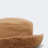 Chapeau cloche réversible en tissu camel et peluche, camel