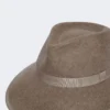 Chapeau en feutre de laine, beige