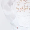 Chemise carrée en toile de ramie brodée, blanche Chemise carrée en toile de ramie brodée, blanche
