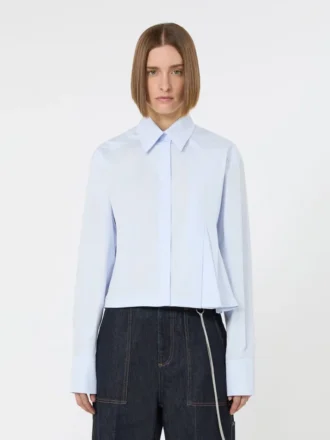 Chemise courte en popeline à plis asymétriques, bleu avio