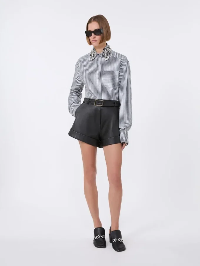 Chemise courte en popeline rayée, noire Chemise courte en popeline rayée, noire