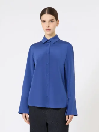 chemise en crpe de chine de soie bleu barbeau 2 330x440 - Chemise en cr&ecirc;pe de Chine de soie, bleu barbeau