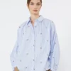 Chemise en popeline avec broderies, bleu clair Chemise en popeline avec broderies, bleu clair