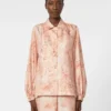 Chemise en soie imprimée, rose