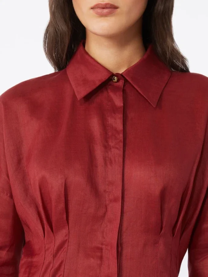 Chemise à manches longues en toile de ramie, rouge brique Chemise à manches longues en toile de ramie, rouge brique