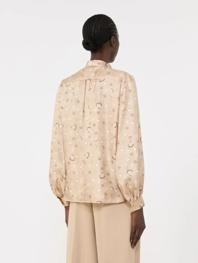 Chemise à nœud papillon en soie imprimée, albino Chemise à nœud papillon en soie imprimée, albino