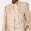 Chemise à nœud papillon en soie imprimée, albino Chemise à nœud papillon en soie imprimée, albino