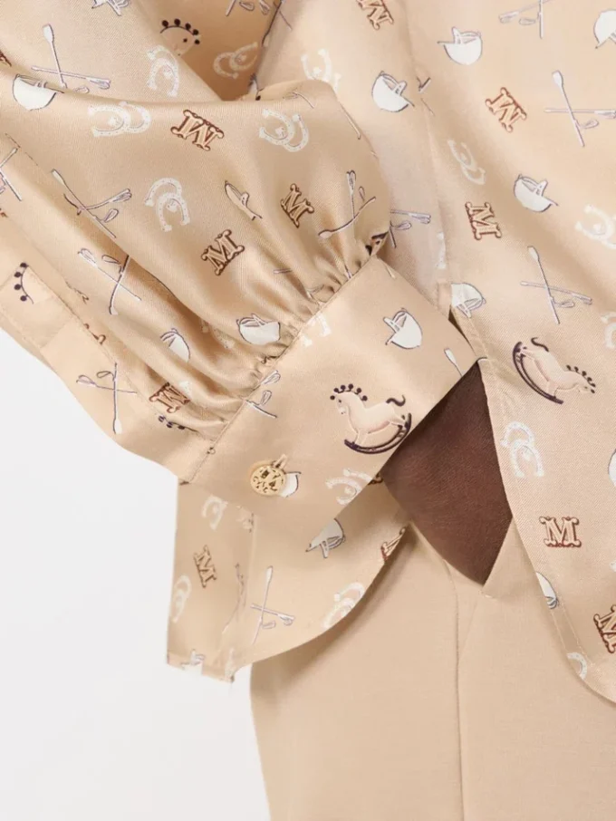 Chemise à nœud papillon en soie imprimée, albino Chemise à nœud papillon en soie imprimée, albino
