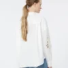 Chemisier en coton avec dentelle et broderies, blanc Chemisier en coton avec dentelle et broderies, blanc