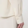 Chemisier en soie avec nœud papillon, beige Chemisier en soie avec nœud papillon, beige