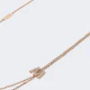 Collier long avec détails monogramme, ivoire Collier long avec détails monogramme, ivoire