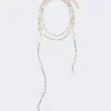 Collier à plusieurs rangs en métal et verre, blanc optique Collier à plusieurs rangs en métal et verre, blanc optique