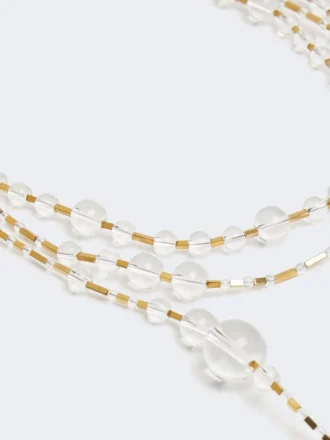 Collier à plusieurs rangs en métal et verre, blanc optique Collier à plusieurs rangs en métal et verre, blanc optique