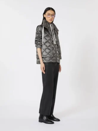 Doudoune courte en toile déperlante, gris foncé Doudoune courte en toile déperlante, gris foncé