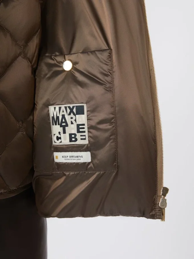 Doudoune en toile déperlante avec ceinture, marron noisette Doudoune en toile déperlante avec ceinture, marron noisette