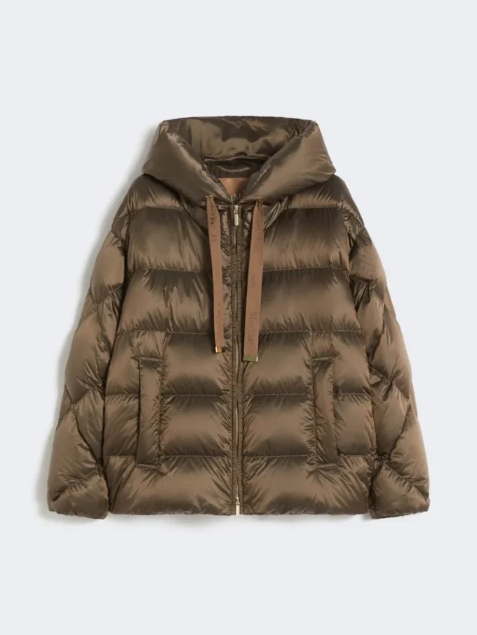 Doudoune en toile déperlante avec ceinture, marron noisette Doudoune en toile déperlante avec ceinture, marron noisette
