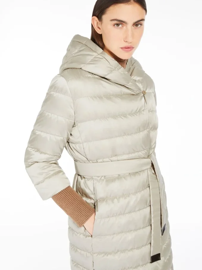 Doudoune réversible en satin déperlant, légère Doudoune réversible en satin déperlant, légère