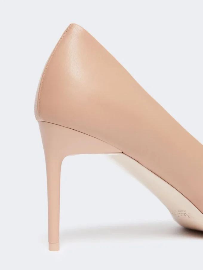 Escarpins en cuir nappa, couleur poudre Escarpins en cuir nappa, couleur poudre