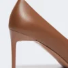 Escarpins en cuir nappa, couleur tabac Escarpins en cuir nappa, couleur tabac