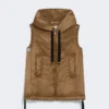 Gilet matelassé à capuche hydrofuge, couleur caramel Gilet matelassé à capuche hydrofuge, couleur caramel